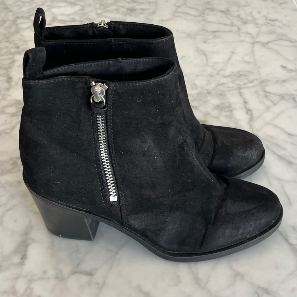 H&M Faux Suede Black Ankle Boots with Silver Zipper